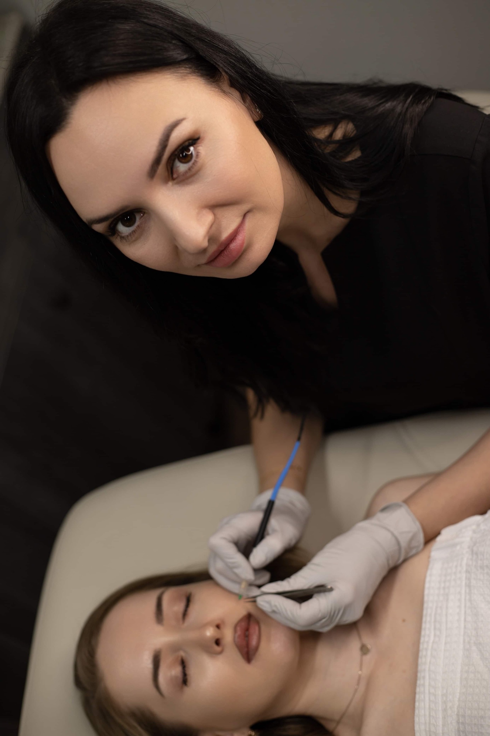 Chin area electrolysis treatment
